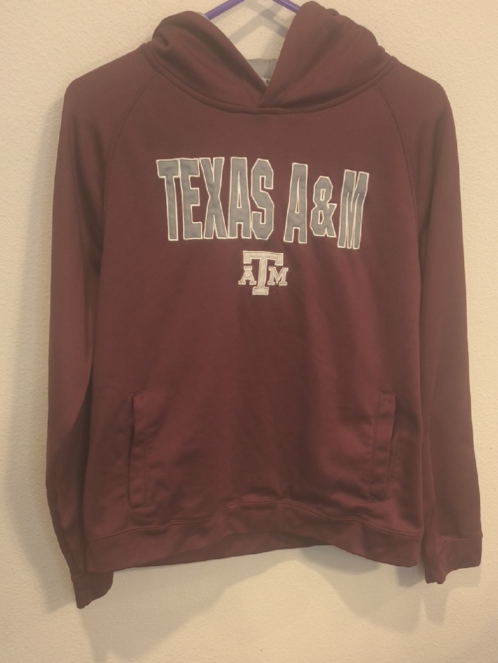 Kids Texas A&M Maroon Pullover Hoodie with Chest Logo XL 20